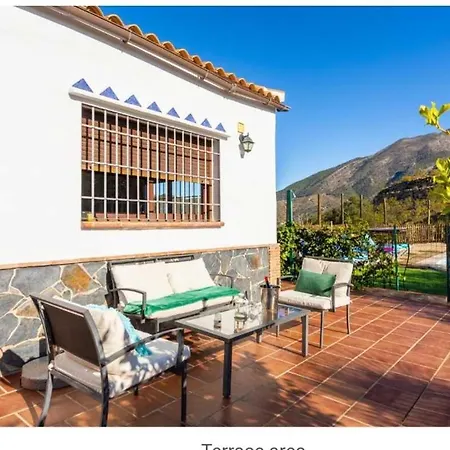 Casa La Vina De La Tireta 别墅